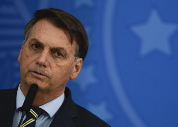 O presidente Jair Bolsonaro e o novo ministro da Saúde, Nelson Teich, durante pronunciamento no Palácio do Planalto. Foto: Marcello Casal Jr./Agência Brasil