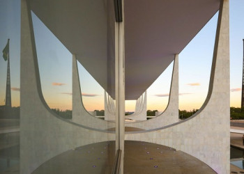 (Brasília - DF, 31/03/2020) Alvorada no Palácio do Planalto.
Foto: Anderson Riedel/PR