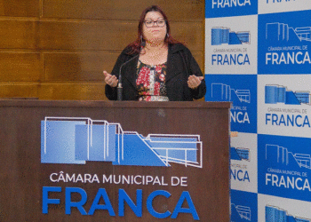 A vice-presidente do Sindicato dos Servidores Públicos Municipais Marisol Costa Silvério